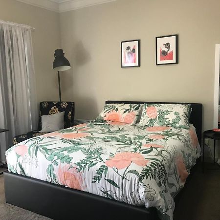 L'Ecole Private Studio-Apartment By My Lodgingfy Moorabbin Bagian luar foto