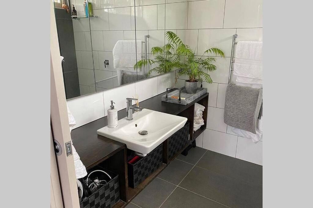 L'Ecole Private Studio-Apartment By My Lodgingfy Moorabbin Bagian luar foto
